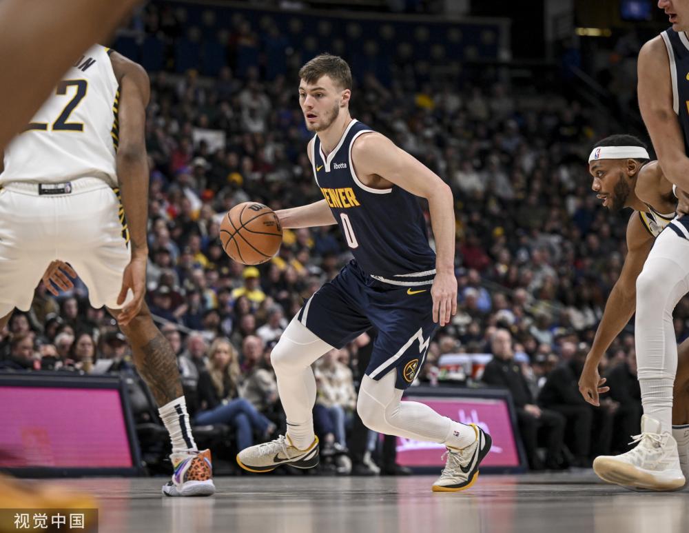 在这场赛跑 在这场赛跑